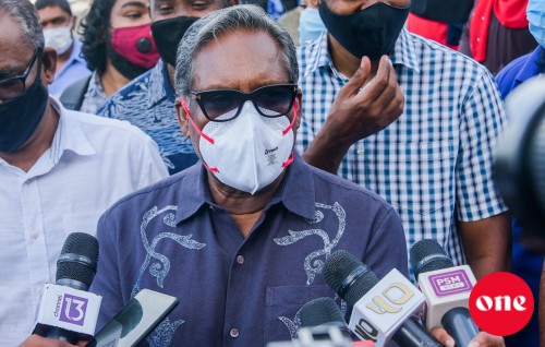 BREAKING: Dr. Waheed maadhamaa fuluhah haaziru kuranee