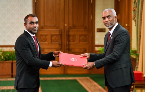 Gaumah hidhumaiykuran furusathu dhevvi kamahtakai Faisal ge shukuru Raees ah