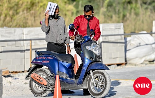 Driving license nagan theory imthihaanah dhen dhaan jeheynee Transport Ministry ah