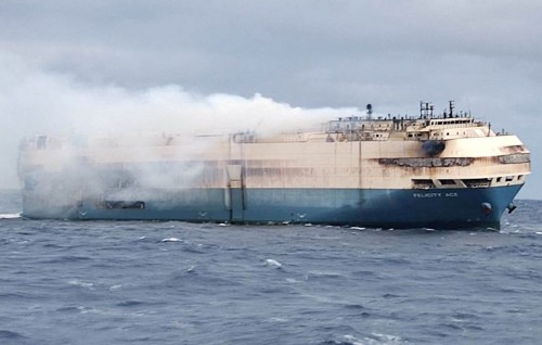 3000 Car aruvaigen dhathurukuramundhiya cargo boat ehggai roavehjje