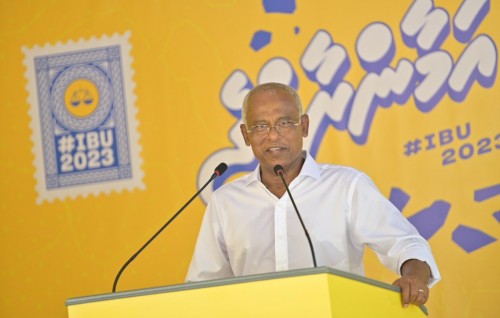 Miadhu Raajjey ge verimeehaa fulus office ah vadhe, police commissioner ah amurennukuraane: Raees
