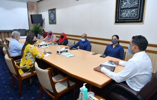 Kudakudhinnah dhey therapy ge hidhumaiy harudhanaa kurumah mashvaraa koffi