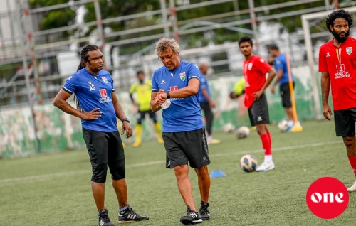 Malaysia ge thayyaaree thakah Raajje aa dhekolhah ekuverikamuge match eh kulhenee