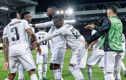 Fahathun arai Liverpool kolhah 5 goal jahai, Real in fenvaru dhakkaalaifi