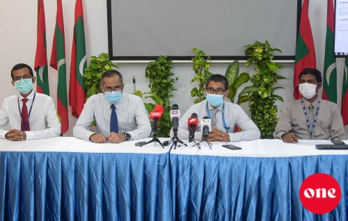 #OnePhoto : Krantu hidhumaithakaa beheygothun Environment Ministry in beyhvvi press