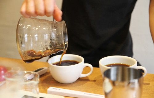 Coffe buimugai vesq hadheh onnan jehey, nuny massala thakeh dhimaavey (video)