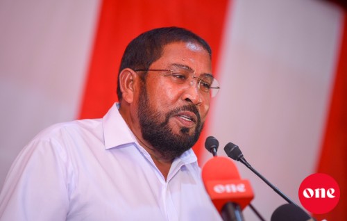 Kaadehdhoo airport athulumun libunu gellumuge badhalu nohoadhan ninmaifi