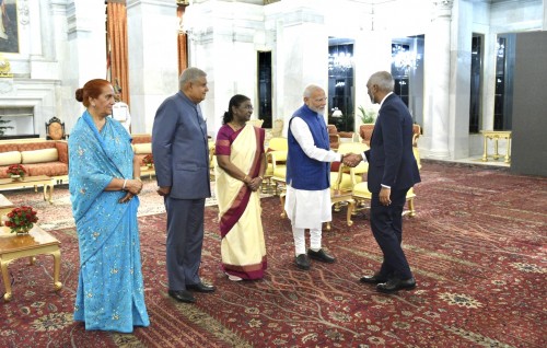 India ge Raees dhehvi Rasmee jaafathugai Raees Muizzu baiverivevadaigenfi