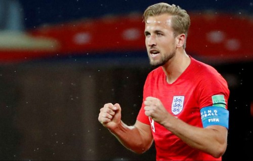 England aai Wales inves ''one love'' band naalhaane