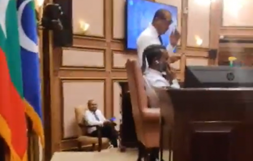Sarukaaru member in ihuthijaaju kuraathee ruhun dhinumuge jalsa nufeshifai!