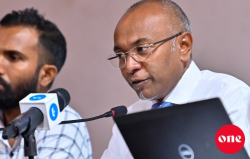 Nasheed vaki kurahvan ulheny sarukaaruge vahkantha foruvan vegen: Hassan Latheef