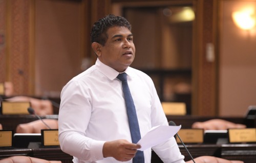 Nasheed faction ge aa garaareh, mifaharu govaalee male rayyithunah boahiyaavahikan avaskurumah