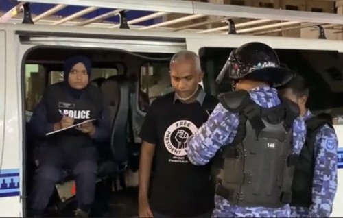 Idhikolhu muzaaharaa in Dr. Muizzu hayyaru kohfi