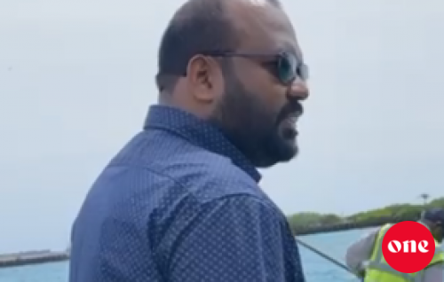 Ali waheed raajje vadaigenfi, vidhaalhuvee 1 nomber faalamun hurihaa suvaaluthaka javaabu dhevvaane kamah