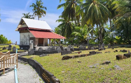 Ethah bayaku kuhlliakah maruvi Fuvahmulaku maahun nuvatha bodu roagaa, Udumathin fenunu namaankamaai kulathakuge vaahaka!