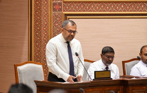 Thafuseelu nethas, Raajjey ge hurihaa rashehggai ves mashroou thah hingaane: Zameeru