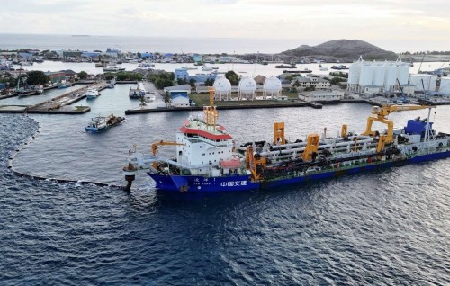 Thilafushi bin hikkumuge dhevana fiyavaheege dhashun ''Area E'' hikkan fashaifi