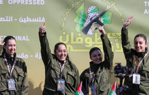 Hamas inn 4 aseerun adhi Israel inn 200 gaidheen minivan koffi