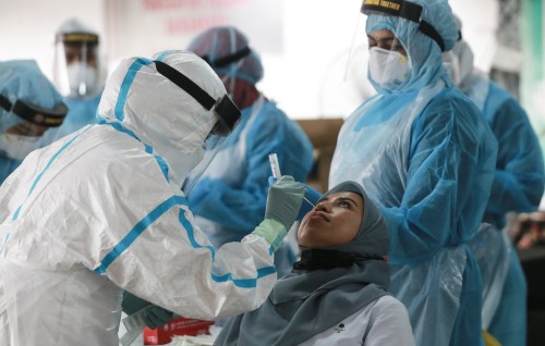 Malaysia's COVID-19 cases cross 100,000 mark