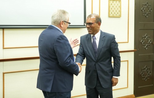 Yameen geyah badhalu kurumugai Nasheed EU ge eheetherikamah edhivadaigenfi