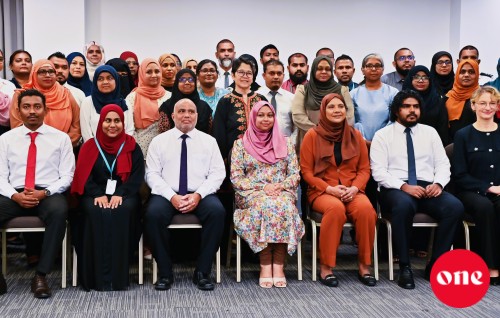 One Photo: Mintheege hamahama kamaa gulheygothun beynun kurevidhaane mauloomaathu himeney report ifthithaahu kurun