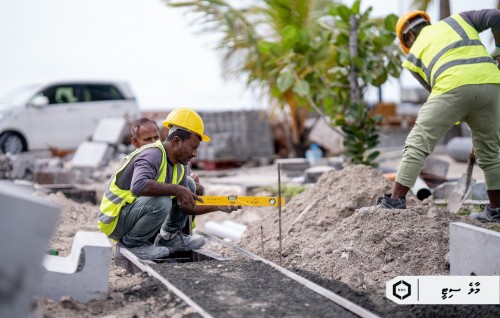 Ameenee maguge masahkaiy alun fashaifi