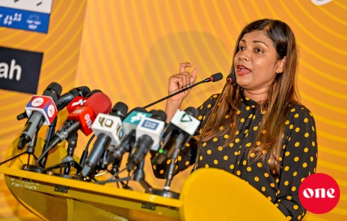 Rozainagerahddhu Nasheed ah: Raees Solih dhathurufathurun raahjje gulhaalee ehvves falhurasheh vihkkai nulahvvai
