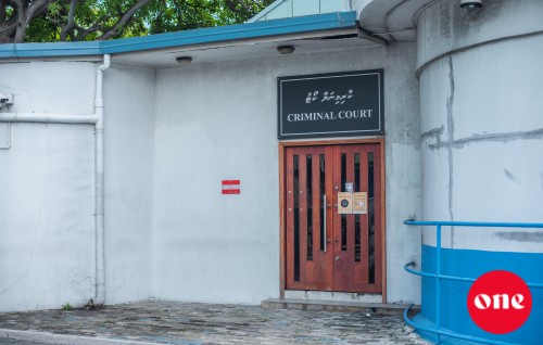 Thuththu kujjaku maraali kamuge thuhumathugai Maama aai dhon kaafage machchah kuraa dhauvaage aduehumeh maadhamaa