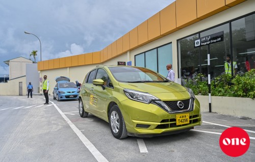 60 aharu vumun Car dhuvvun manaakoffi