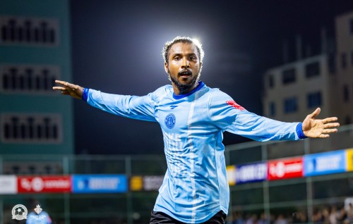 Naivaadhoo aai Neykurendhoo ves 2 vana molhakaaeku atoll semi aa dhimaalah
