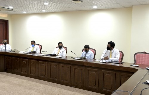 MMC aai Broad com ekkolumuge Bill avaskodhdhinumah edhi AG ah hushahalhan Committee inn faaskohffi