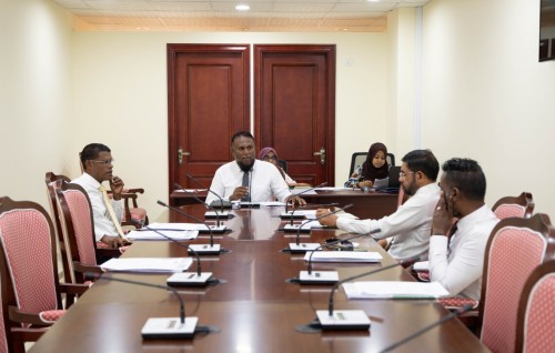 Petition  hushahelhi air traffic control muvazzafunnaaeku baavva Committee badddhaluvun sirru koffi