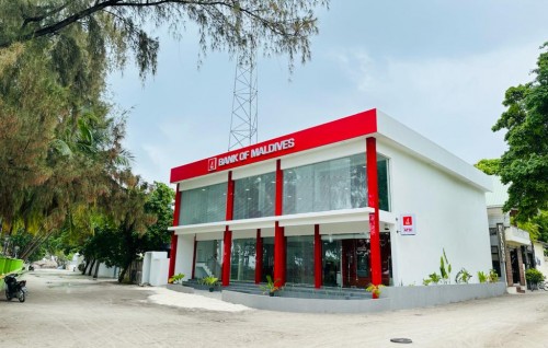 BML Rasdhoo branch ge aa imaaraai hulhuvai ATM ge hidhumaii fashaifi