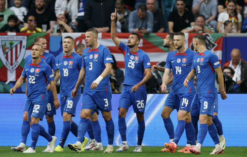 Romania nurakkaa vaane, kulhumuge style badhalunukoh aharemen nukunnaanee molhuvaan: Slovakia Coach