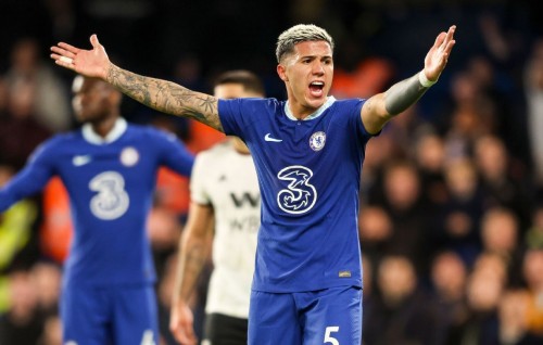 Aa kulhuntherin thakeh nerunu Chelsea, Fulham aa evvaru