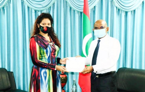 Raajjeygai hunnavaa Spain ge Honorary Consul kamah Ibthisham