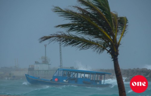 #OnePhoto : Hulhangu moomumuge vissaara aaeku kandu gadhavun