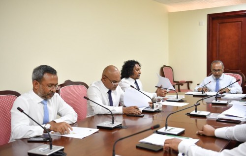 Majlis Member in VIP beynun kurumah dhiya haradhuge thafseelu hoadhanee