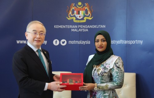 Dhivehi driving license Malaysia gai beynunkurevey ehbbasvumugai soikohffi