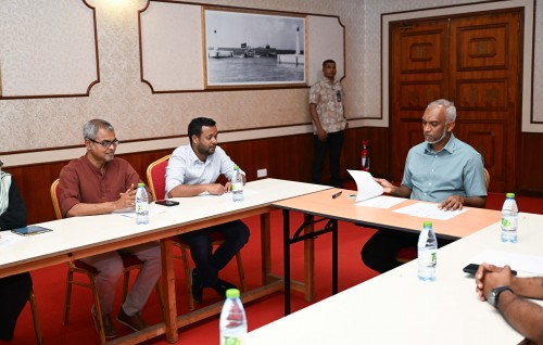 Govt reviews plans to temporarily relocated fire-affected ministries to Dharubaaruge