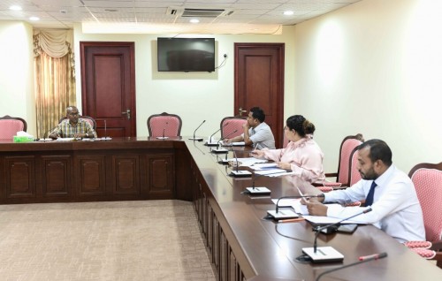 Majilis chuttee gai, ekamaku Yameen aai Waheedhuge verikamuge hingi kankan balan husha'helhi bill ge massaikai fashaifi