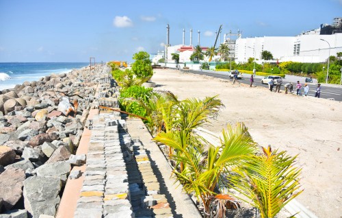 Usfasgandu sarahadhuge moodhun maruvefai oiy meehaku fenijje