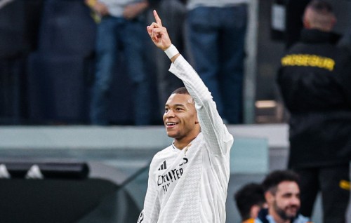 Sevilla balikoh, Real thaavaluge 1 vana aa dhimaalah