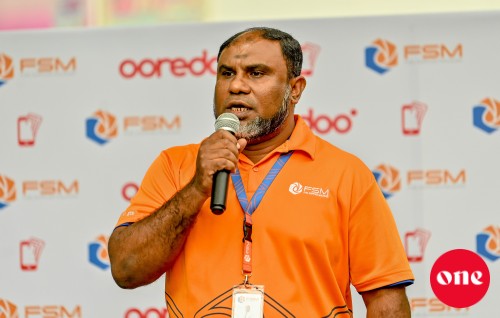 Naajaaiz faidhaa eh libey gothah kohfaivaa ehves kameh noanaane: Gasam
