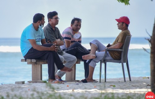 Miaharu emme gina fathuruverin raajje aee midhiya mahu