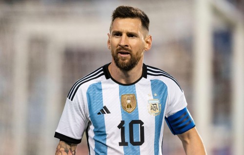 Aniyaage sababun fahu World Cup gellidhaanethee biru ganey: Messi