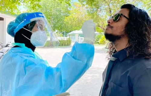 Fuvahmulaku City ge flu clinic ah dhekki meehaku Covid ah positive vejje