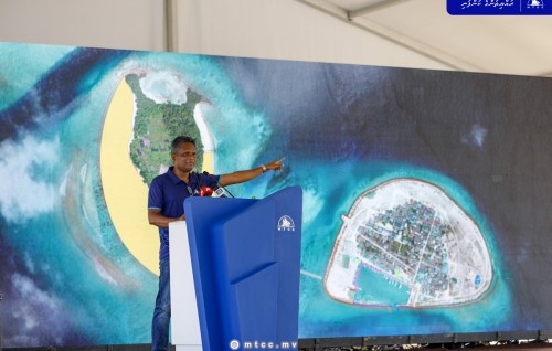 2 Komandoo gulhaalumuge amalee massahkaiy fashaifi