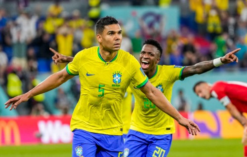 Casemiro akee dhuniyeyge evvana midfielder: Neymar aai Tite ves ekamah ebbas!