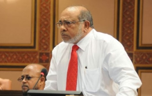 Majlis ge kureege member Gadhdhoo Zahir avahaara vejje